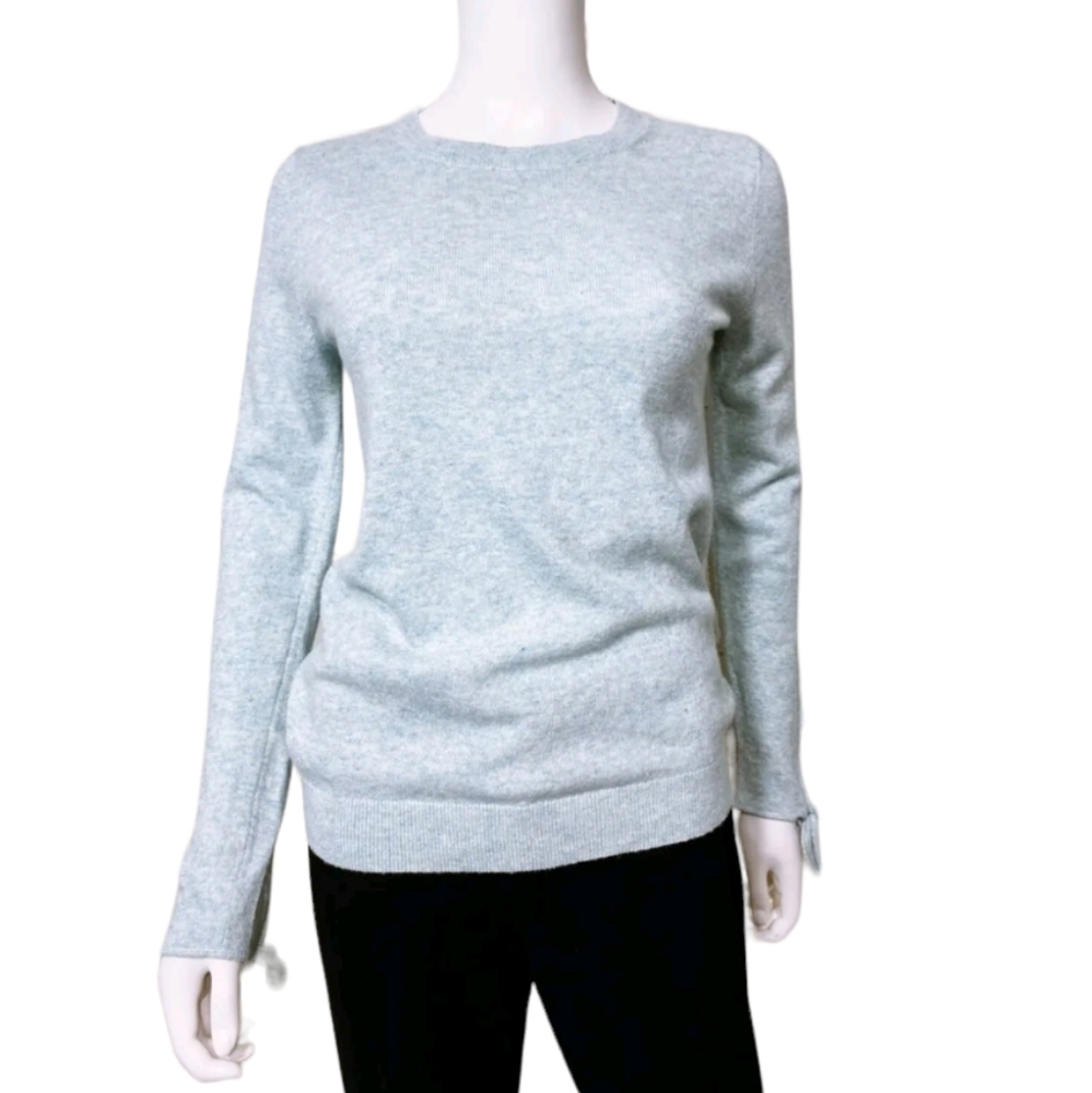 Banana Republic With Fine Italian Yarn By Filpucci Womens Sweater Size XS Blue